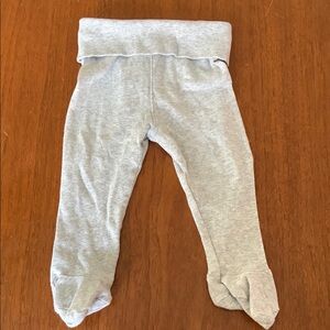 🍊5/$25 H&M Gray Baby Footed Pants size 9m